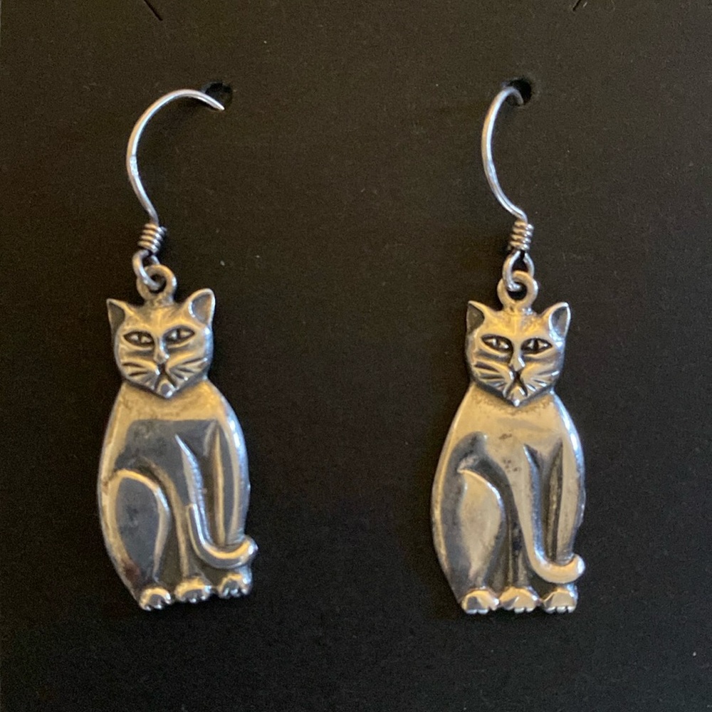 925 Sterling Silver Cat Earrings